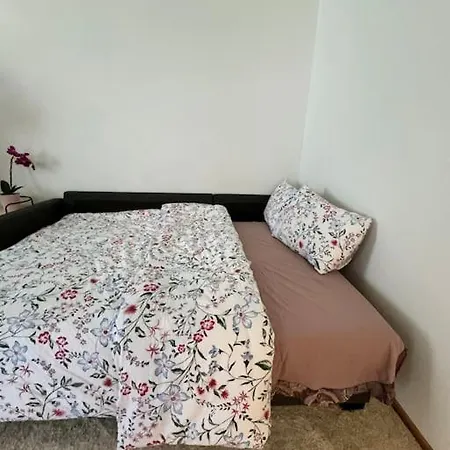 Διαμέρισμα Cozy Hideaway In Heart Of